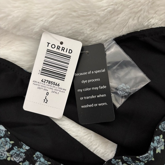 Torrid Mini Lurex Chiffon Tiered Mini Dress Size 0/L (12) NEW Floral Deep Black - Picture 10 of 12